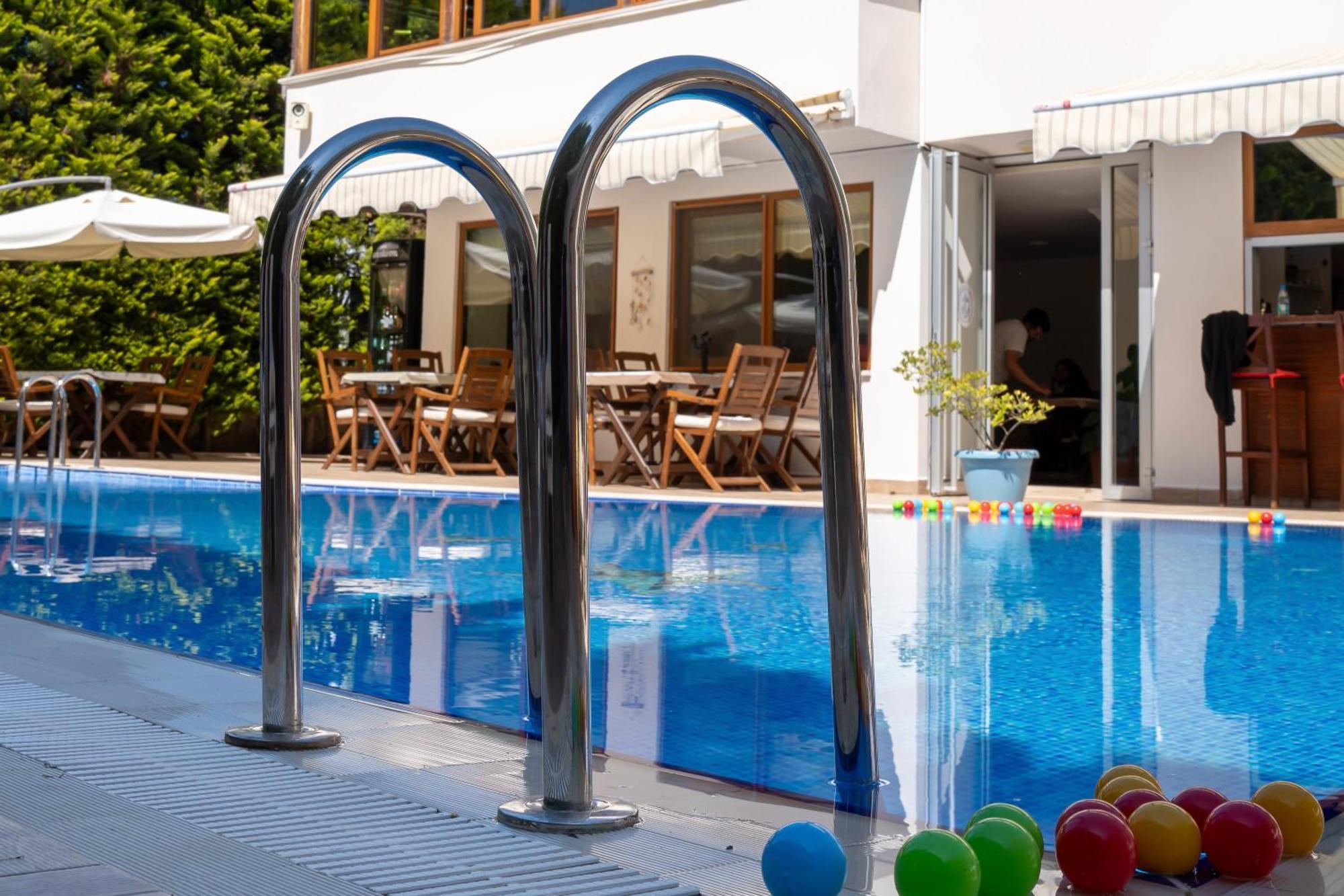 Cunda Giritlioglu Otel Adult Only Ayvalı Exterior foto