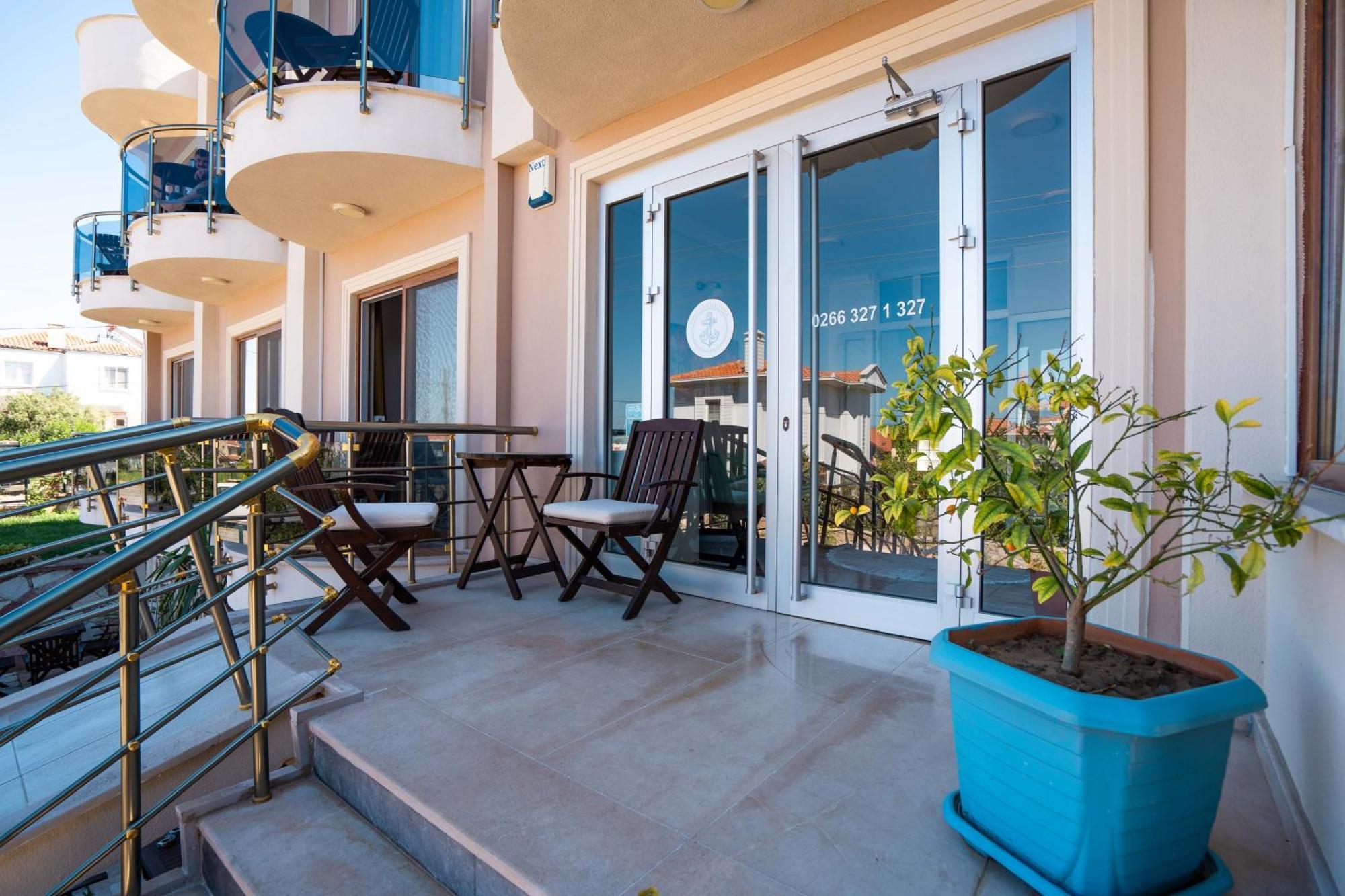 Cunda Giritlioglu Otel Adult Only Ayvalı Exterior foto